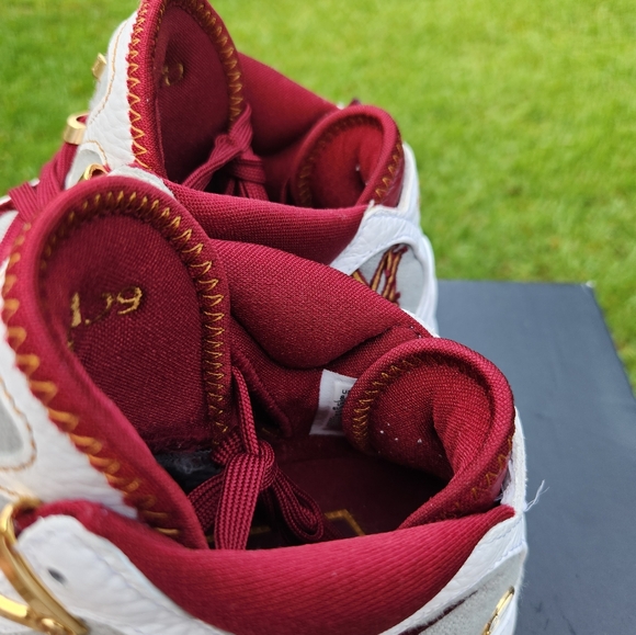 ITEM FOR SALE: Size 8.5 - Nike LeBron 7 MVP 2020  CONDITION: DEAD STOCK- Brand - Picture 12 of 15